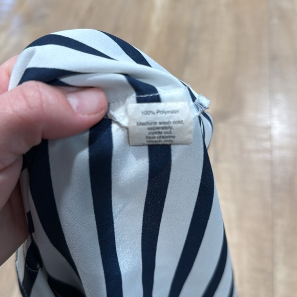 J. Crew Button Front Striped Tank Navy & White Size 0 - Picture 7 of 8